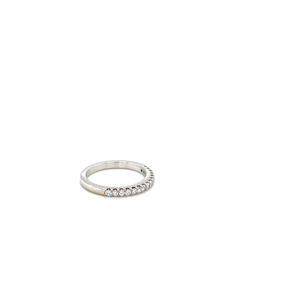 18K White Gold Diamond Ring