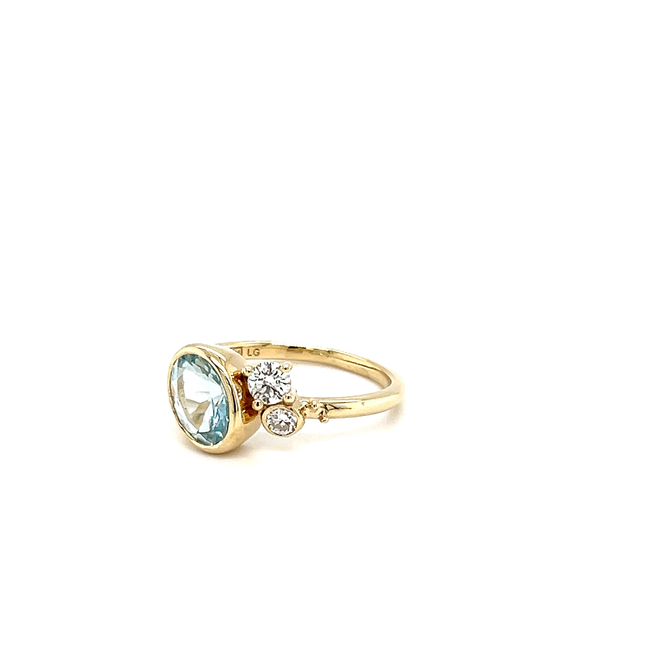 9ct Yellow Gold Aquamarine & Lab-Grown Diamond Ring
