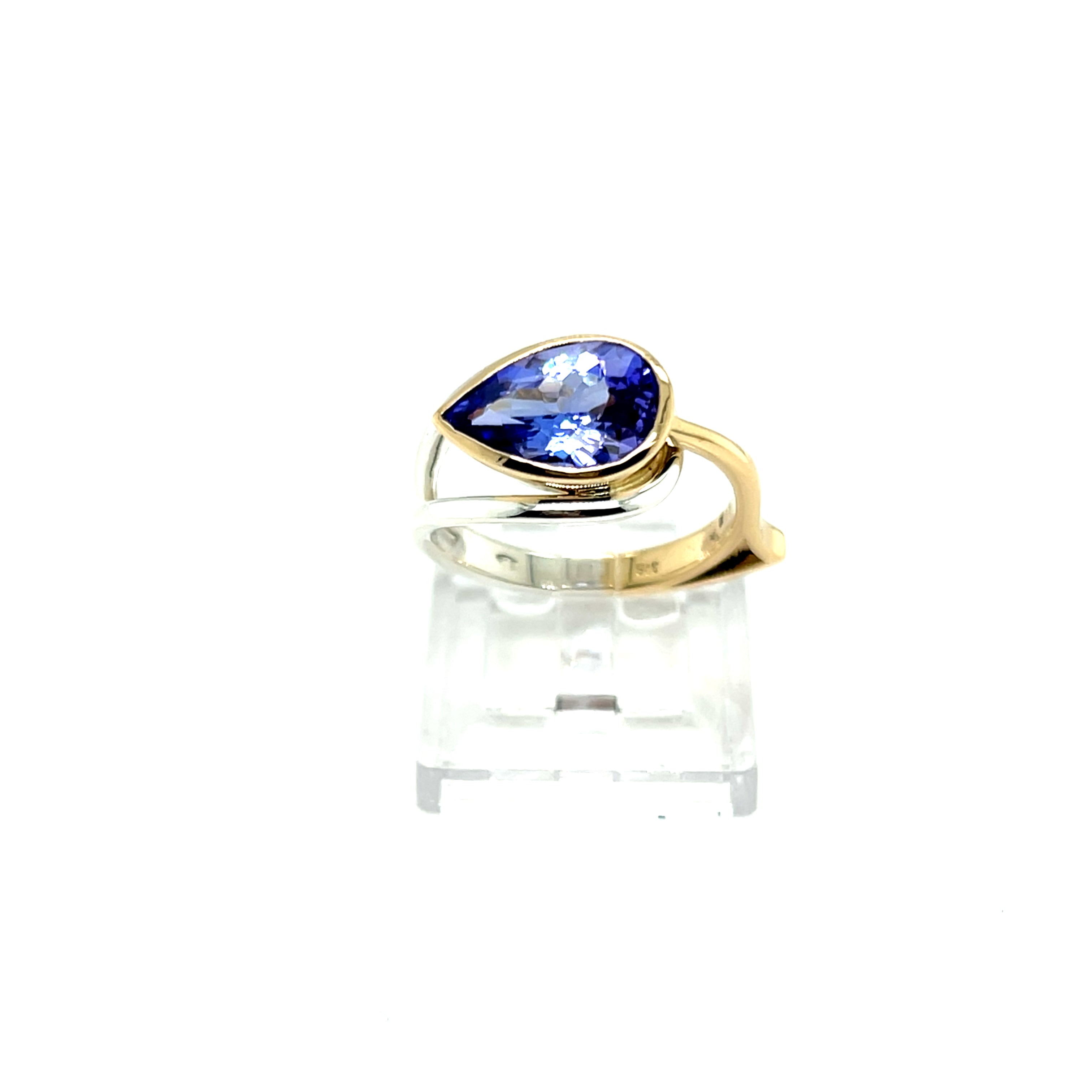 9ct Yellow Gold & Platinum Mix Silver Tanzanite Ring