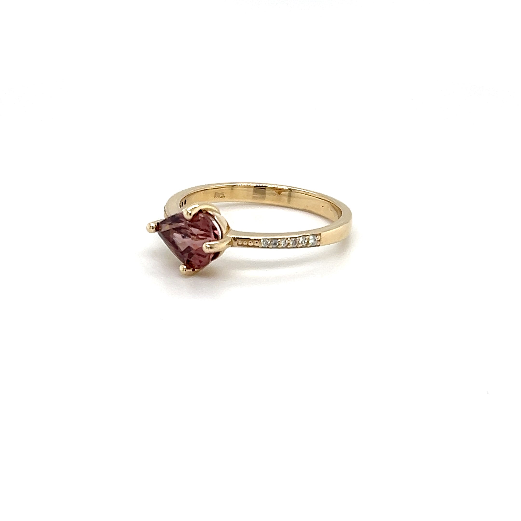9ct Yellow Gold Tourmaline Diamond Ring