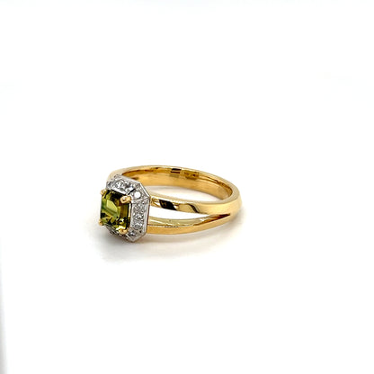 18ct Yellow Gold Parti Sapphire Ring