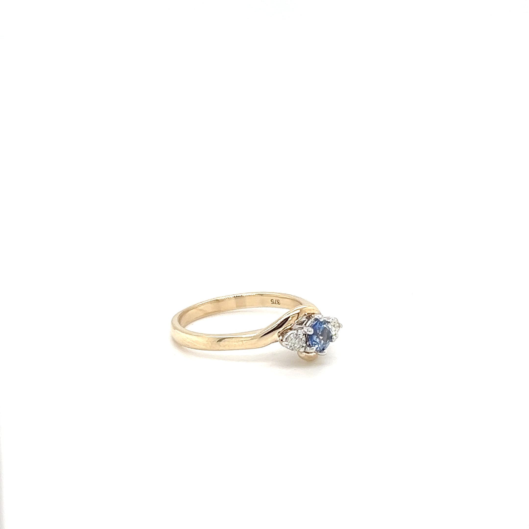 9ct Yellow and White Gold Sapphire Ring