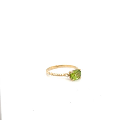 9ct Yellow Gold Peridot Ring