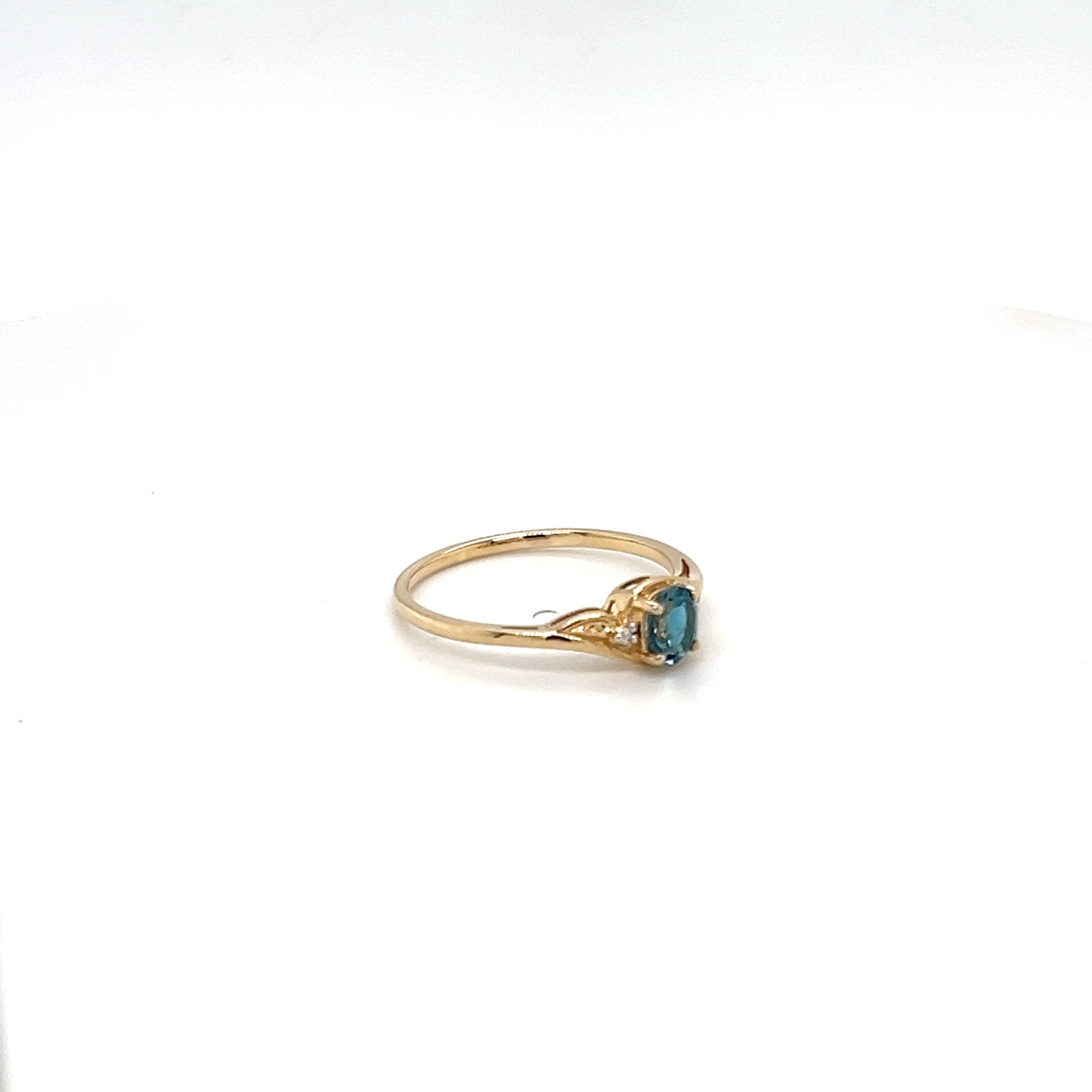 9ct Yellow Gold Ring with Topaz and Diamonds