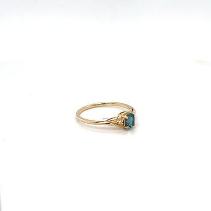9ct Yellow Gold Ring with Topaz and Diamonds