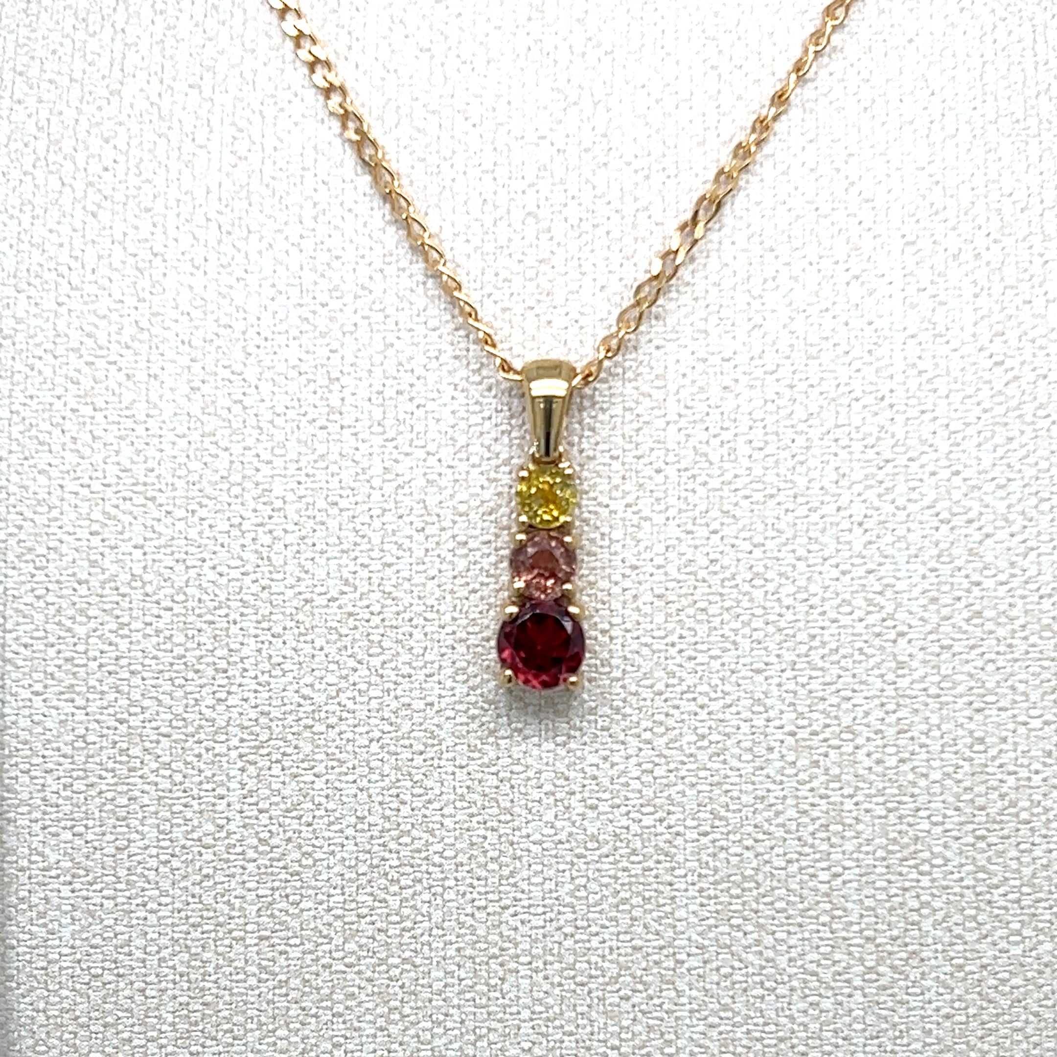 9ct Yellow Gold Sappire and Spinel Pendant