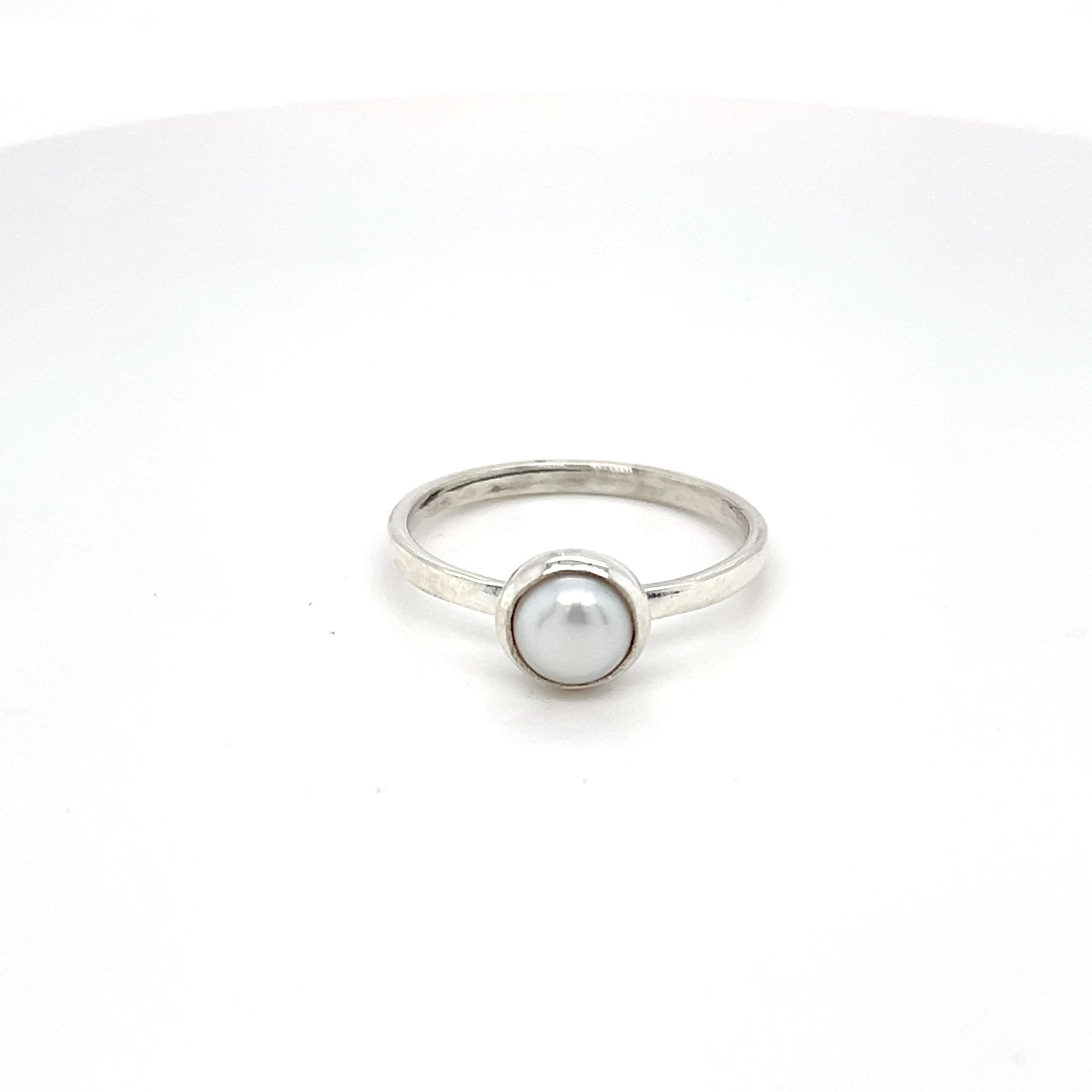 Sterling Silver Freshwater Pearl Ring