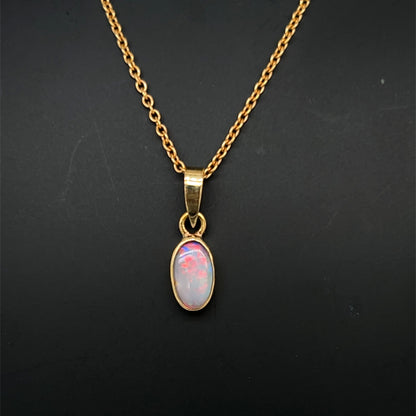 9ct Yellow Gold Opal Pendant