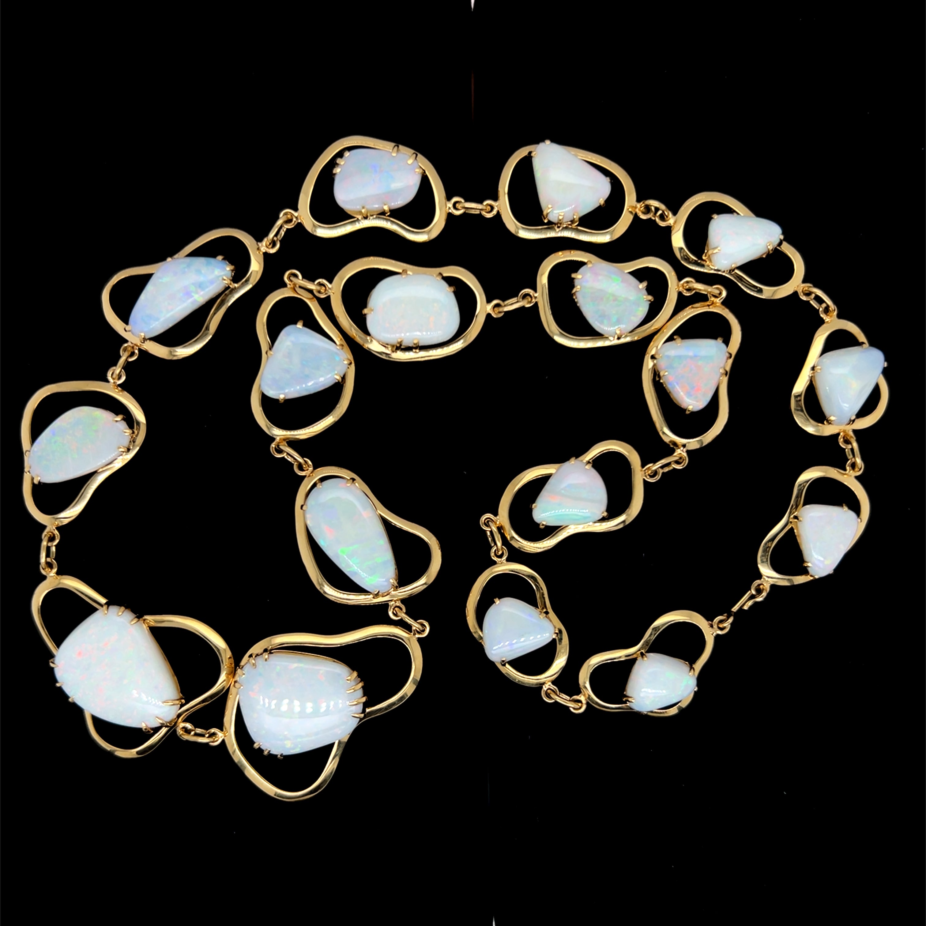 18ct Yellow Gold Opal Necklace