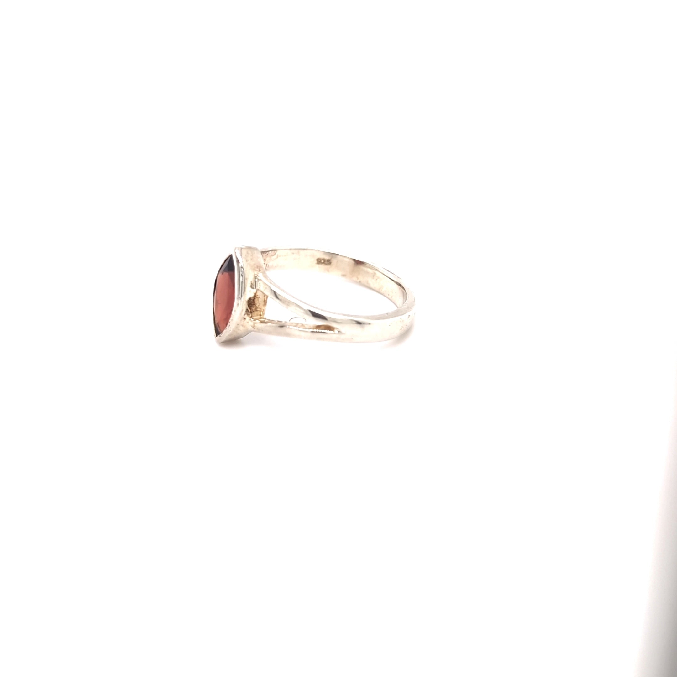 MARQUISE GARNET STIRLING SILVER RING
