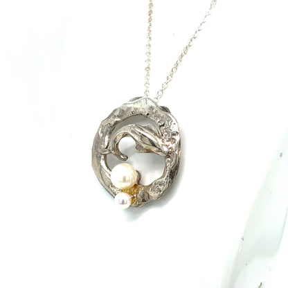 STERLING SILVER DOLPHIN & FRESH WATER PEARL PEARL PENDANT
