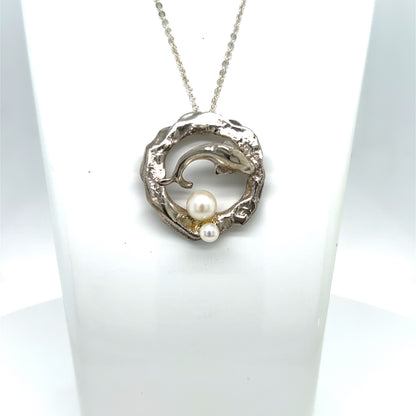 STERLING SILVER DOLPHIN & FRESH WATER PEARL PEARL PENDANT
