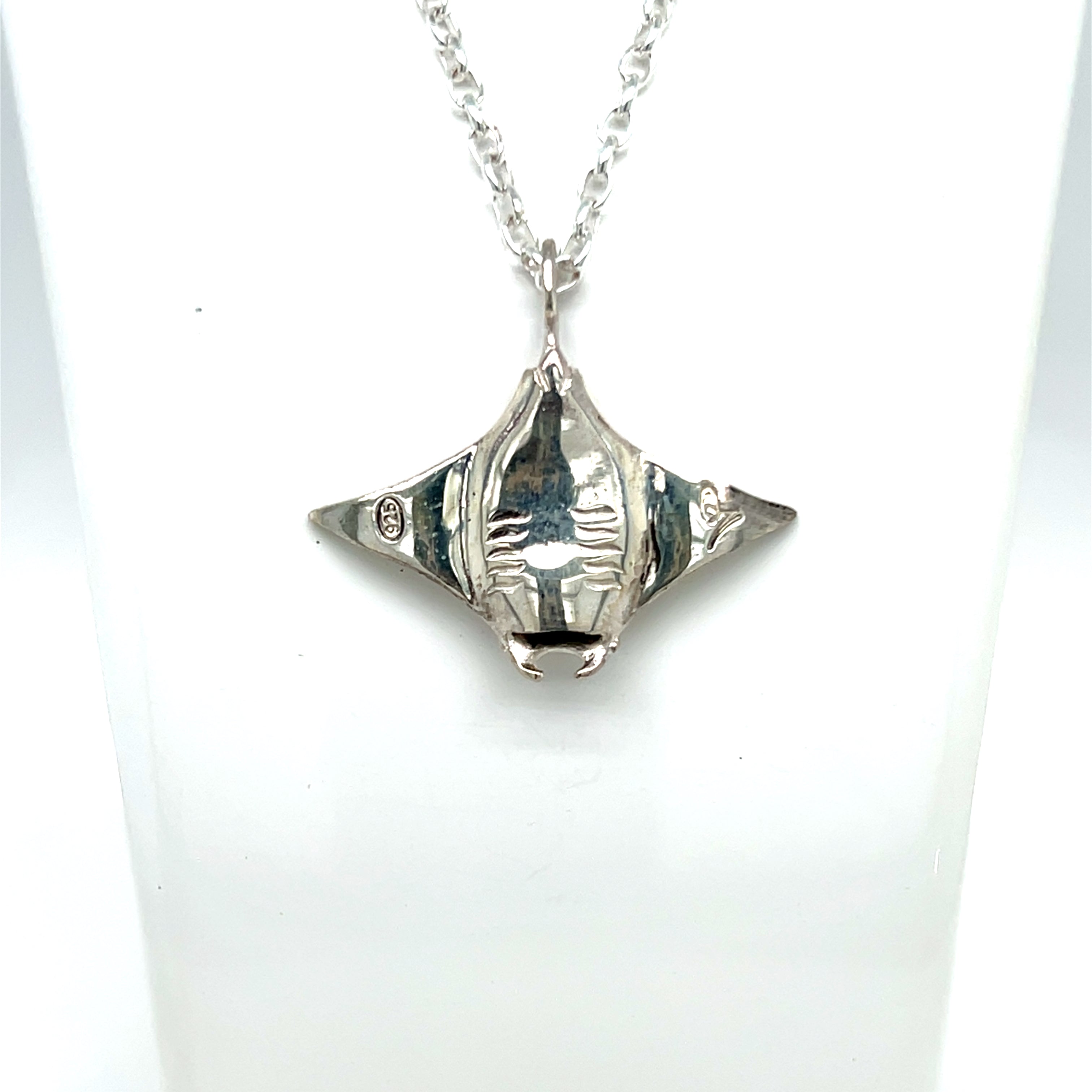 STERLING SILVER MANTA RAY PENDANT