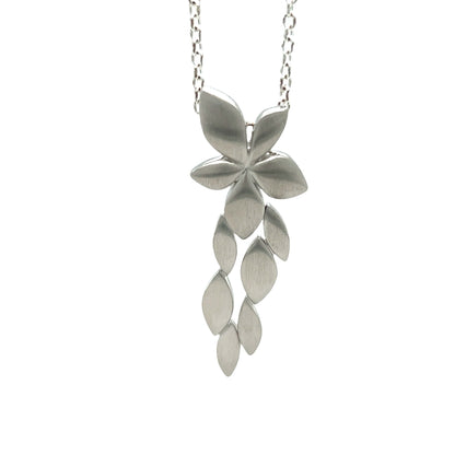 PETALS PENDANT