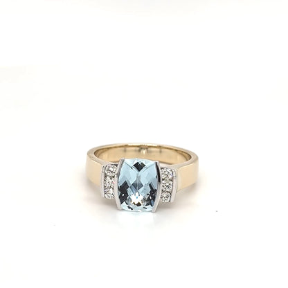 9ct Yellow and White Gold Aquamarine & Diamond Ring