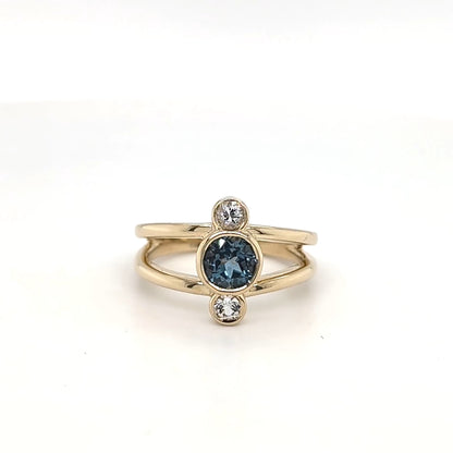 9ct Yellow Gold London Blue Topaz & White Sapphire Ring