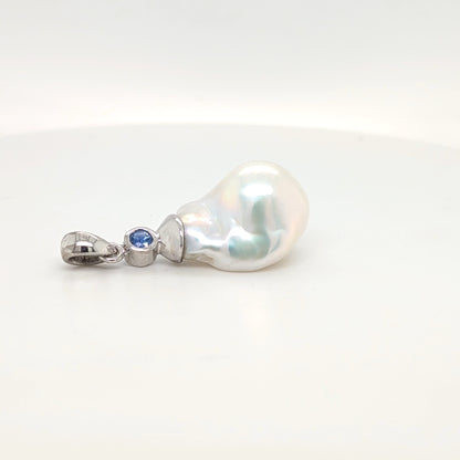 18ct White Gold and Freshwater Baroque Pearl Pendant
