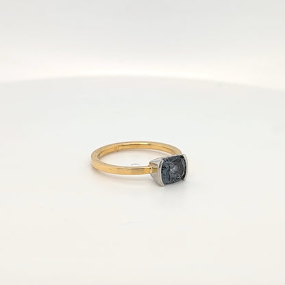 18ct Yellow Gold Band and Platinum Setting Grey Spinel Ring
