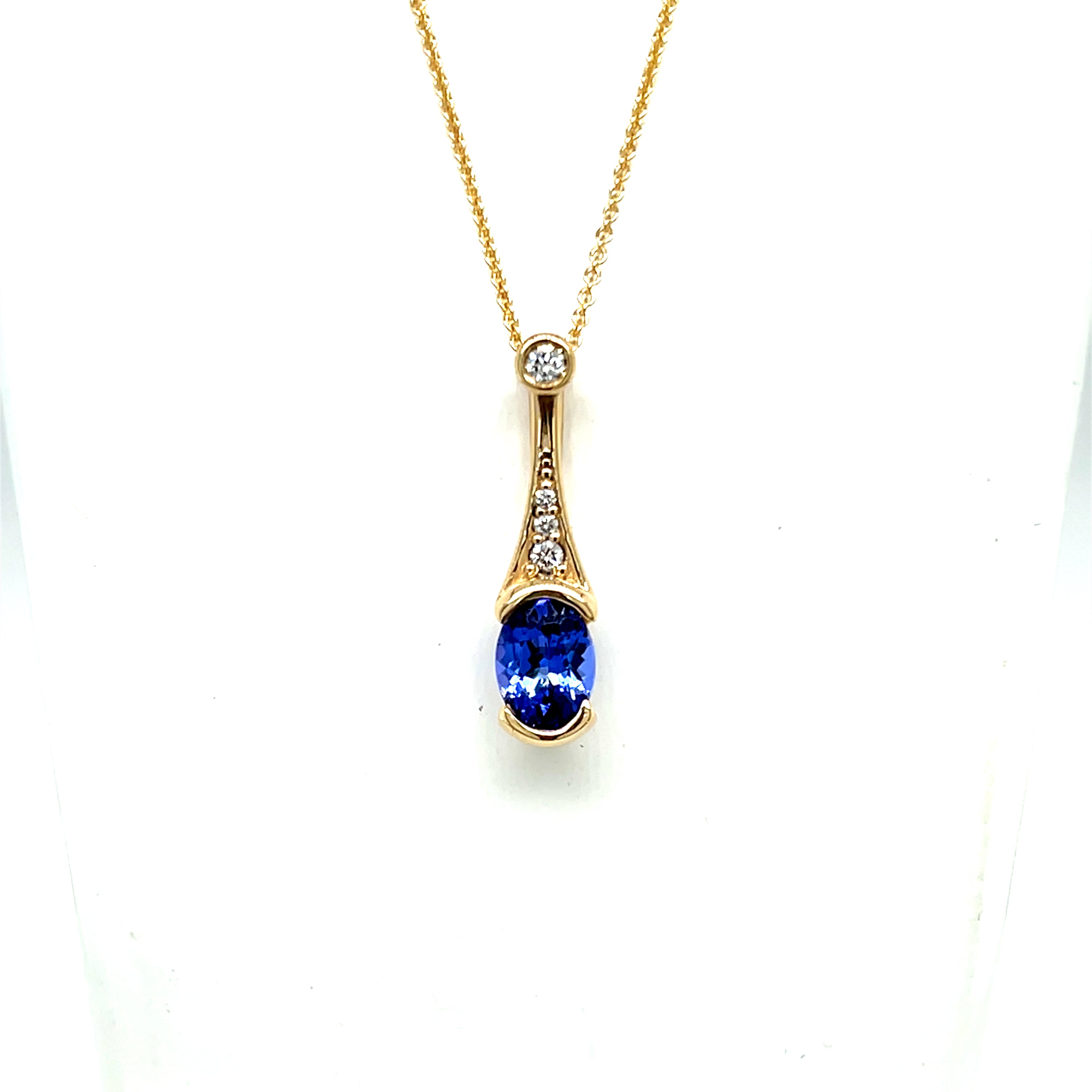 9ct Yellow Gold Tanzanite Pendant