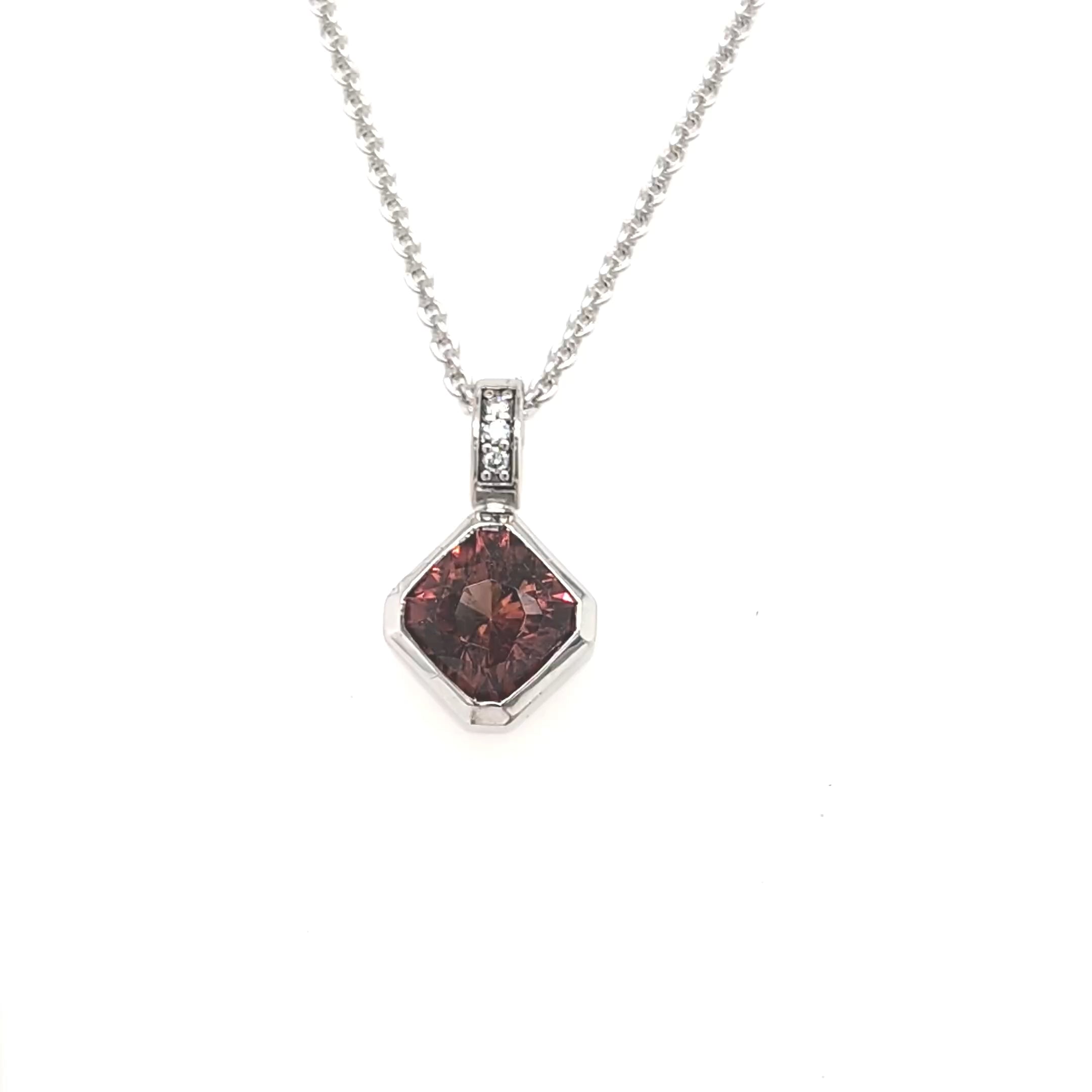 Tourmaline Pendant set in White Gold