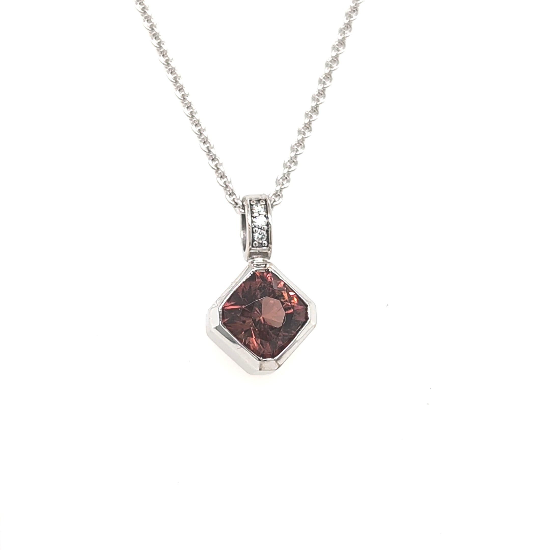 Tourmaline Pendant set in White Gold