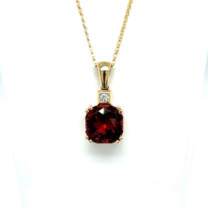 9ct Yellow Gold Pink Tourmaline Pendant