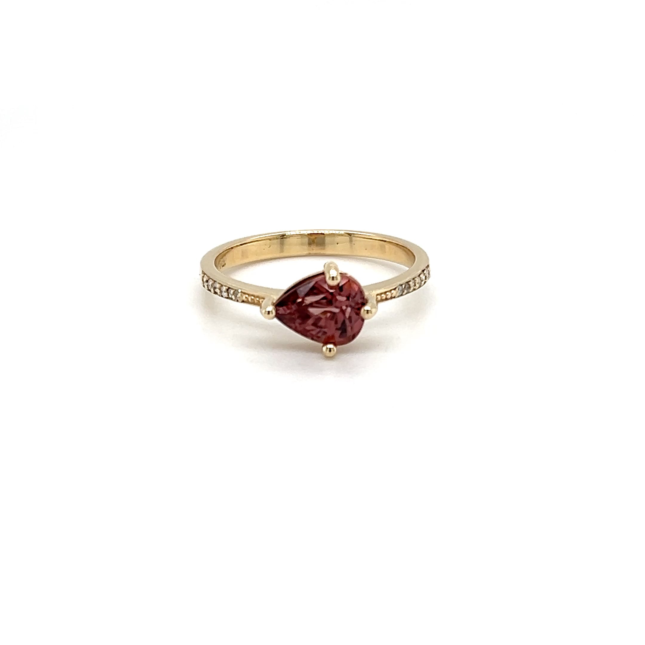 9ct Yellow Gold Tourmaline Diamond Ring