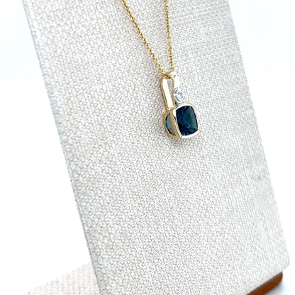 9ct Yellow Gold London Blue Topaz and Diamond Pendant