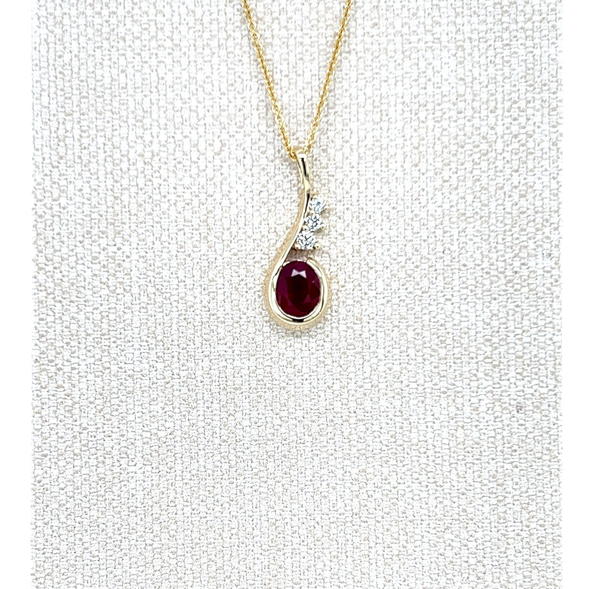 9ct Yellow Gold Ruby and Lab-Grown Diamond Pendant