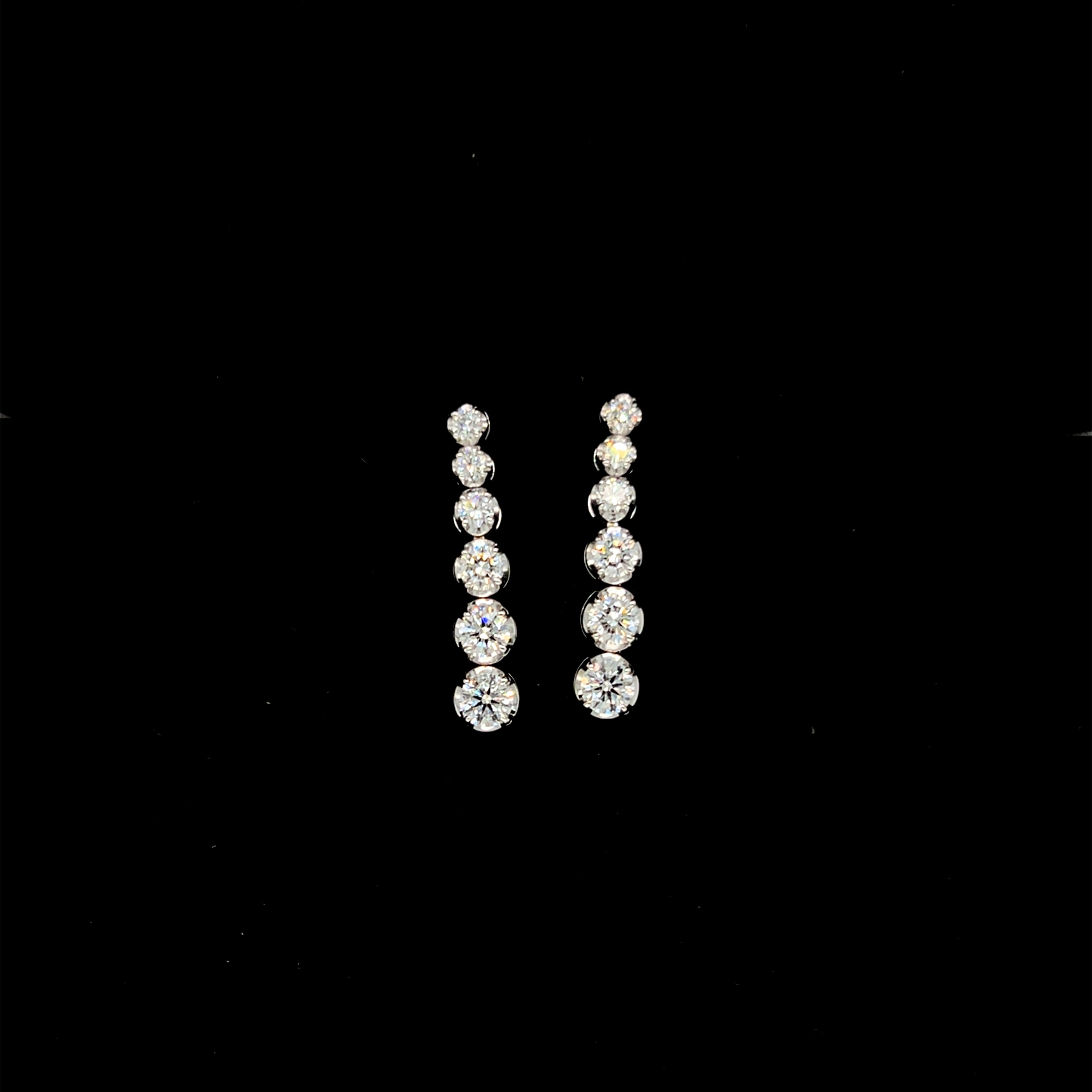 18ct White Gold Natural Diamond Drop Earrings