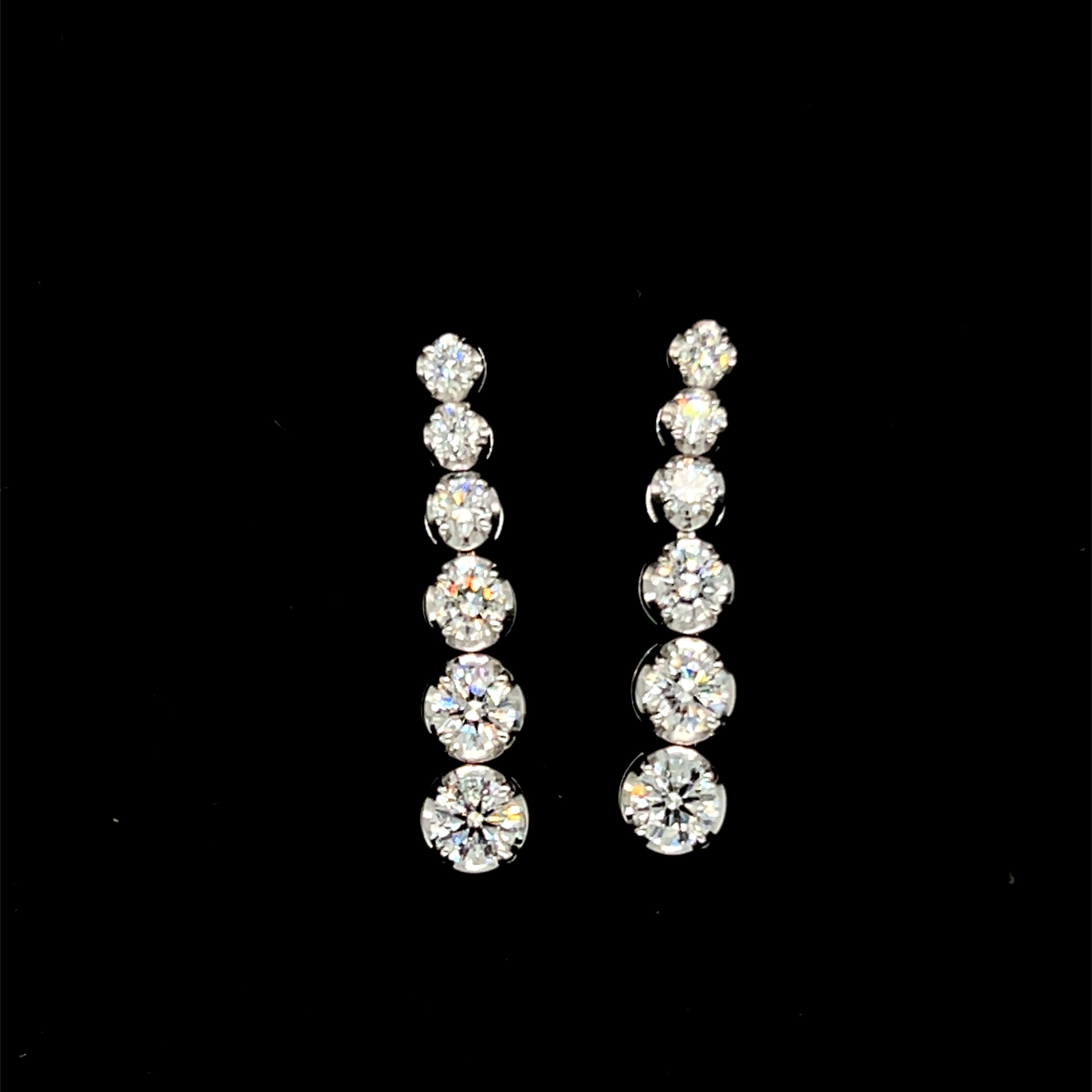18ct White Gold Natural Diamond Drop Earrings