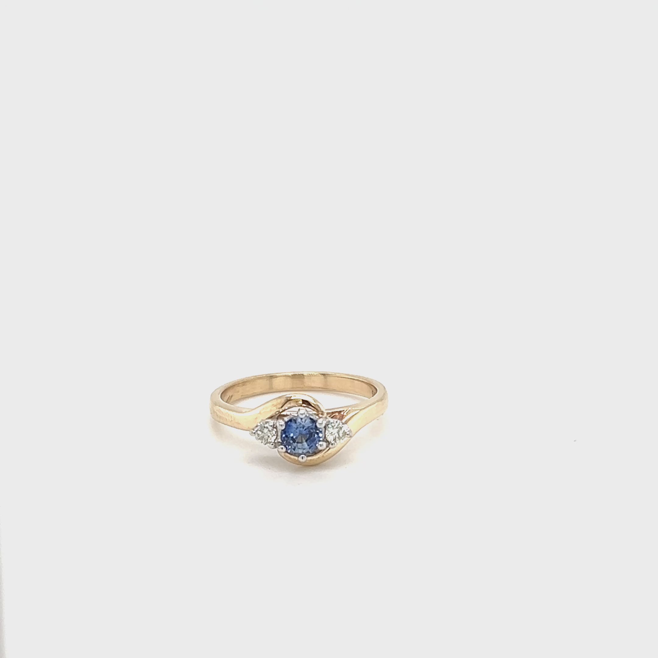 Load video: 9ct Yellow and White Gold Sapphire Ring