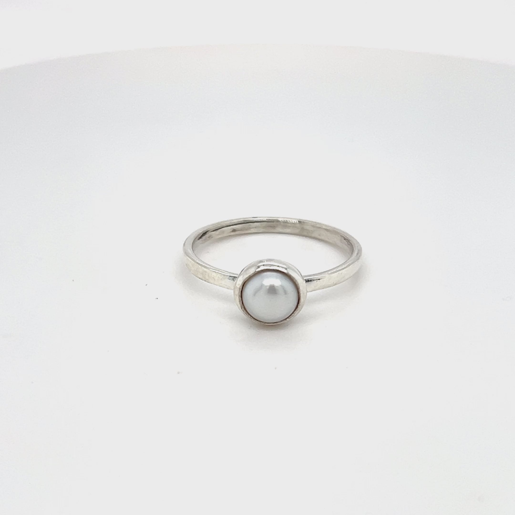 Sterling Silver Freshwater Pearl Ring
