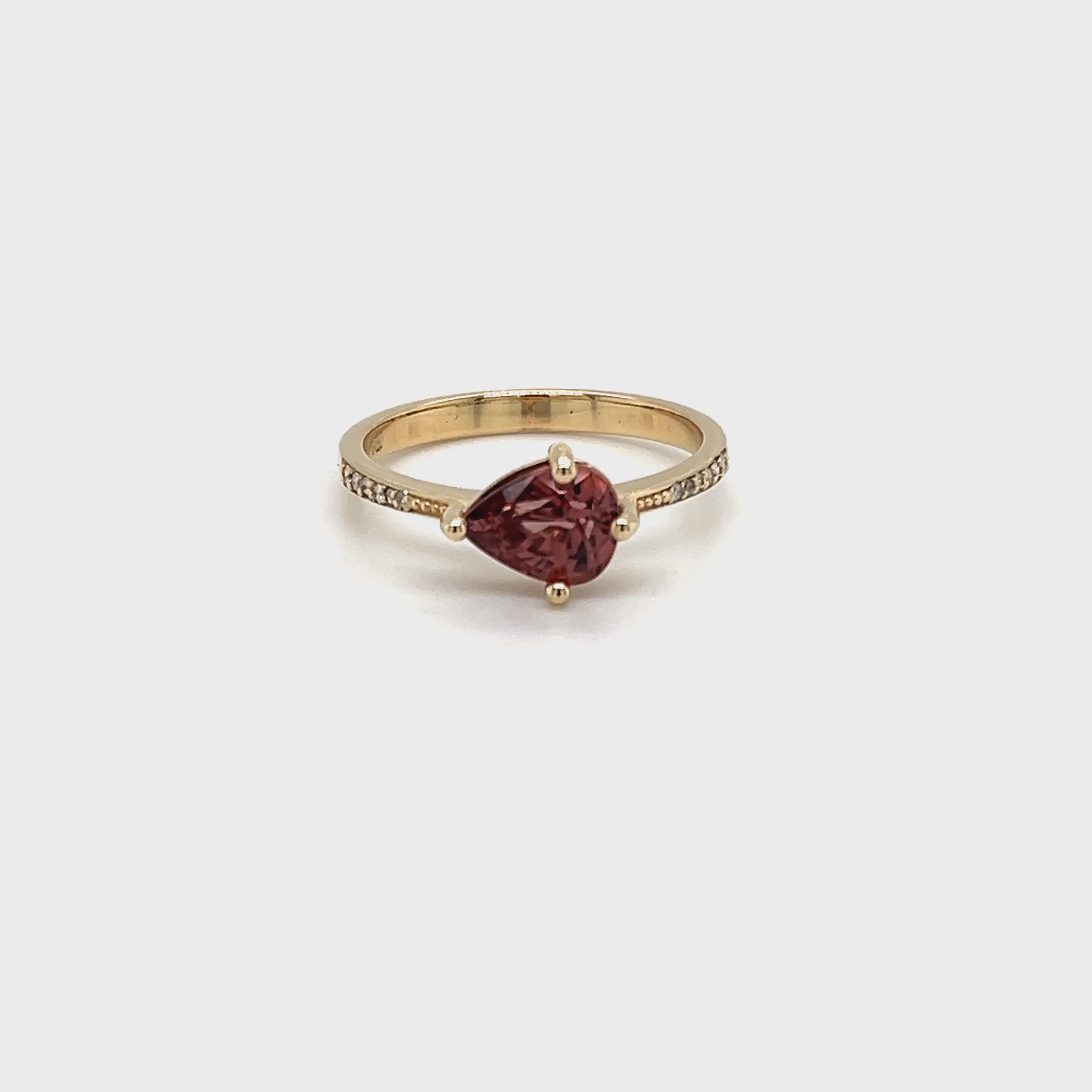 9ct Yellow Gold Tourmaline Diamond Ring