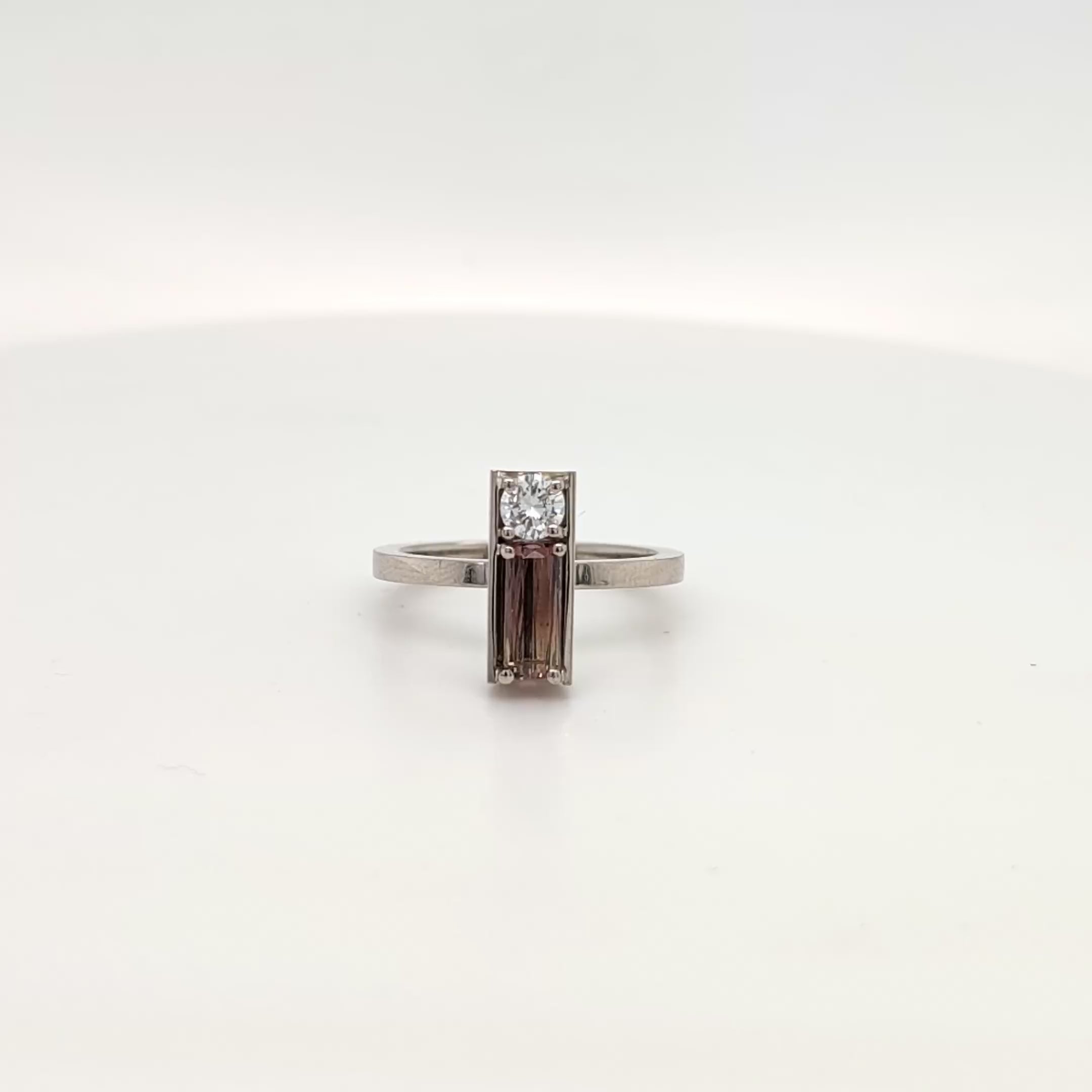 18ct White Gold Tourmaline and Diamond Ring