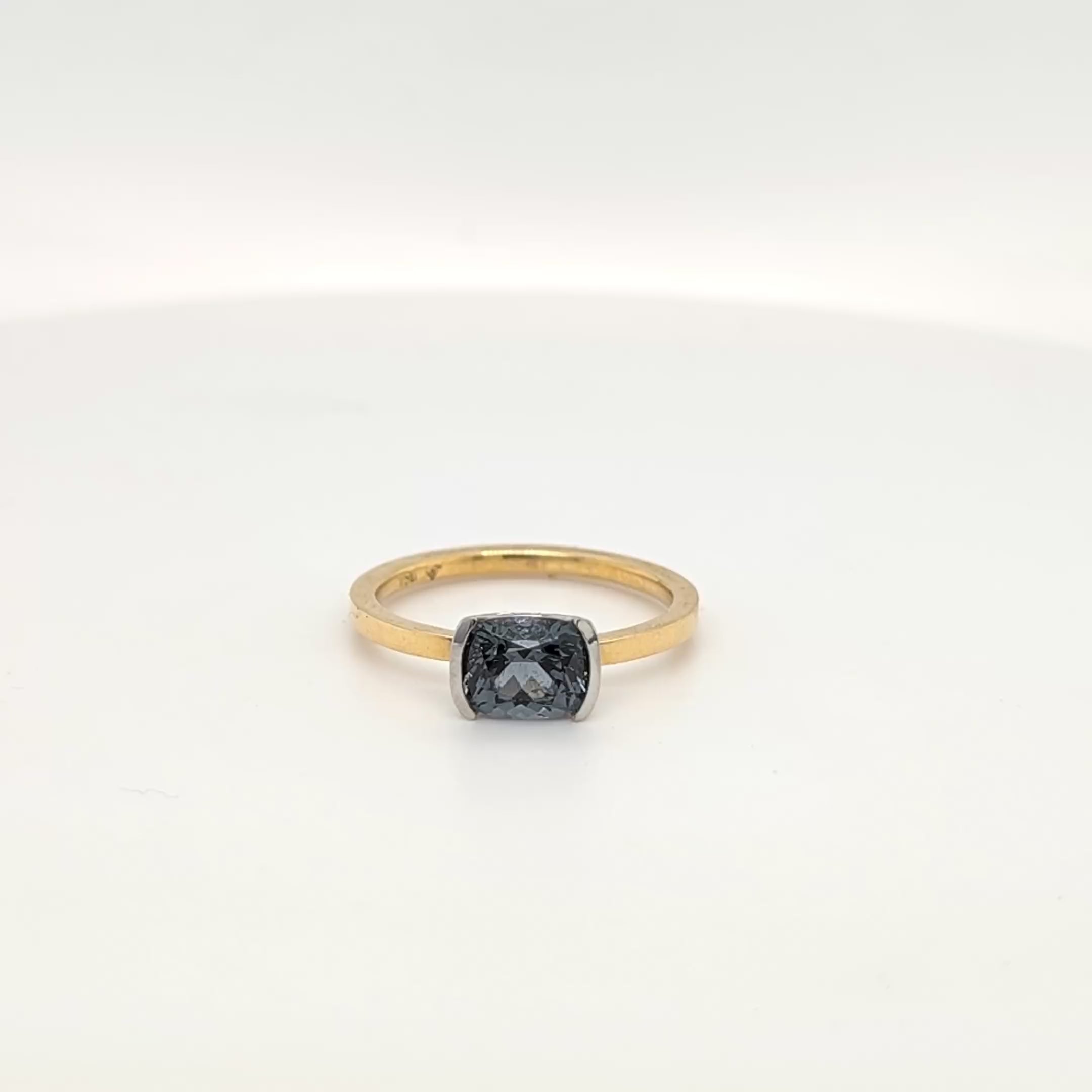 18ct Yellow Gold Band and Platinum Setting Grey Spinel Ring