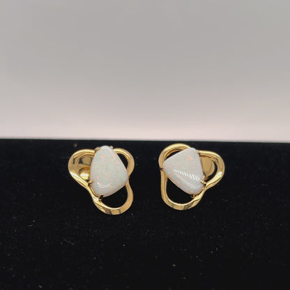 18ct Yellow Gold Opal Earrings
