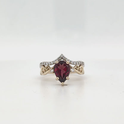 9ct Yellow and White Gold Garnet Ring