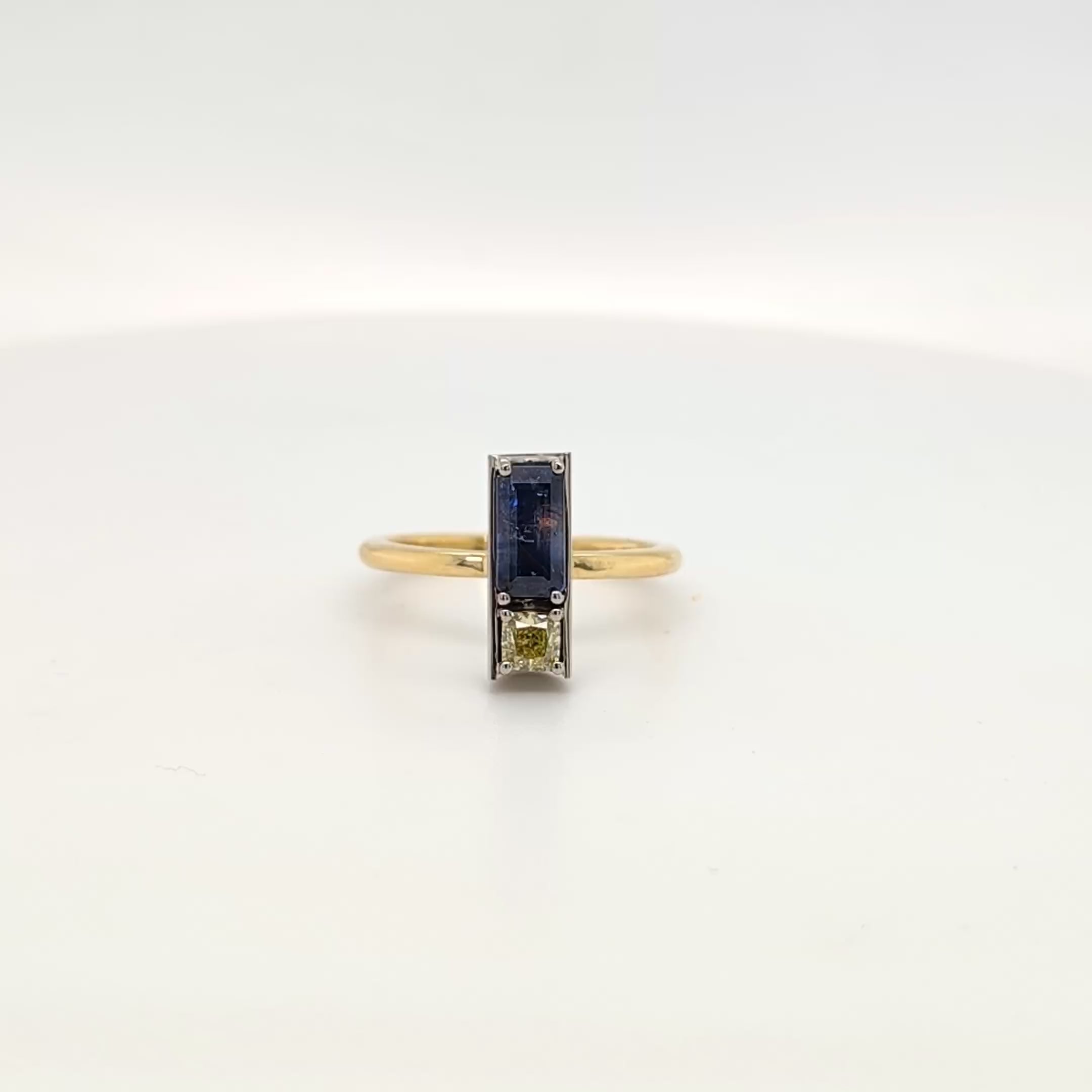 18ct Yellow and White Gold Sapphire  and Yellow Diamond Ring