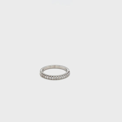 18K White Gold Diamond Ring
